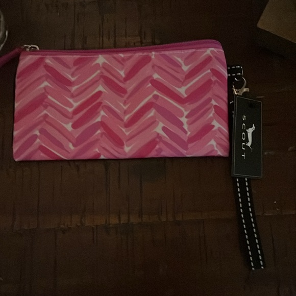 Scout wristlet - Picture 3 of 3